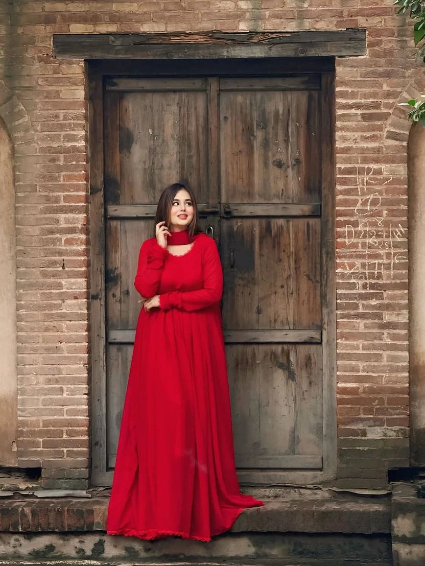 Sham-e-Laal – 3 Piece Chiffon Suit with Chiffon Dupatta